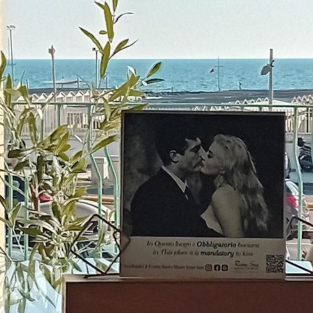 Rome Sea Apartment Lido di Ostia Exterior photo